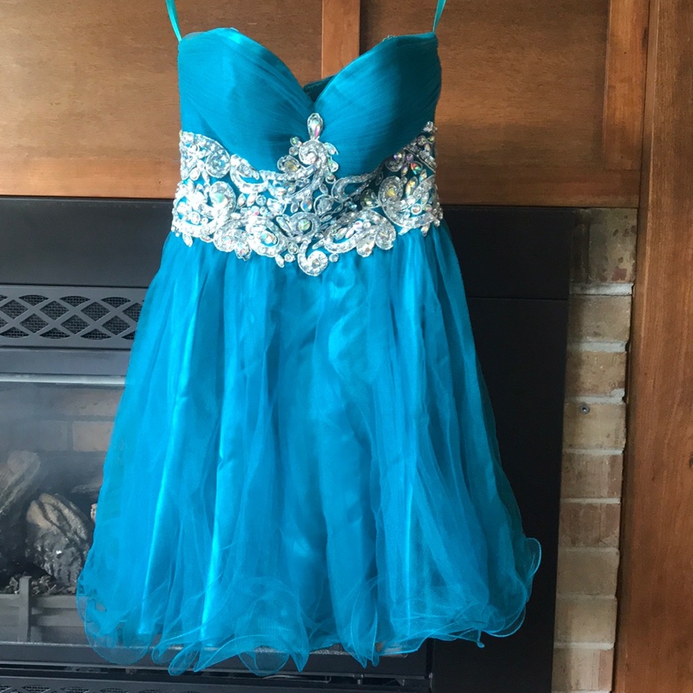 Blue prom/homecoming dress